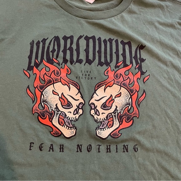 Worldwide Fear Nothing Green T-Shirt Men’s XL Streetwear Tee Skulls Gothic Fire - Picture 2 of 6